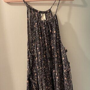 Torrid Festi Halter Tassel Dress (Ditsy floral/Vintage black), Size 3